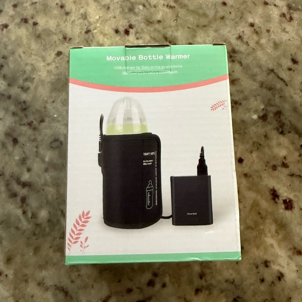 Movable Bottle Warmer in Black - Portable USB Baby Bottle Heater